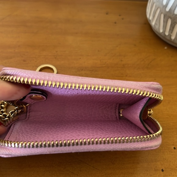 EUC “Limited Edition" Gucci Pink Marmont Bosco Dog Key Zip Around Coin Purse - Picture 10 of 13